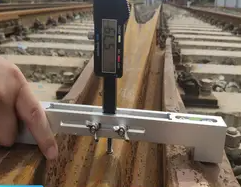 轍岔心軌降低值測量尺 轍岔心軌降低值測量尺